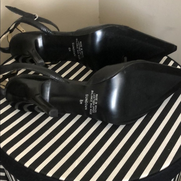 Carlos Santana pointy heels - Picture 2 of 4